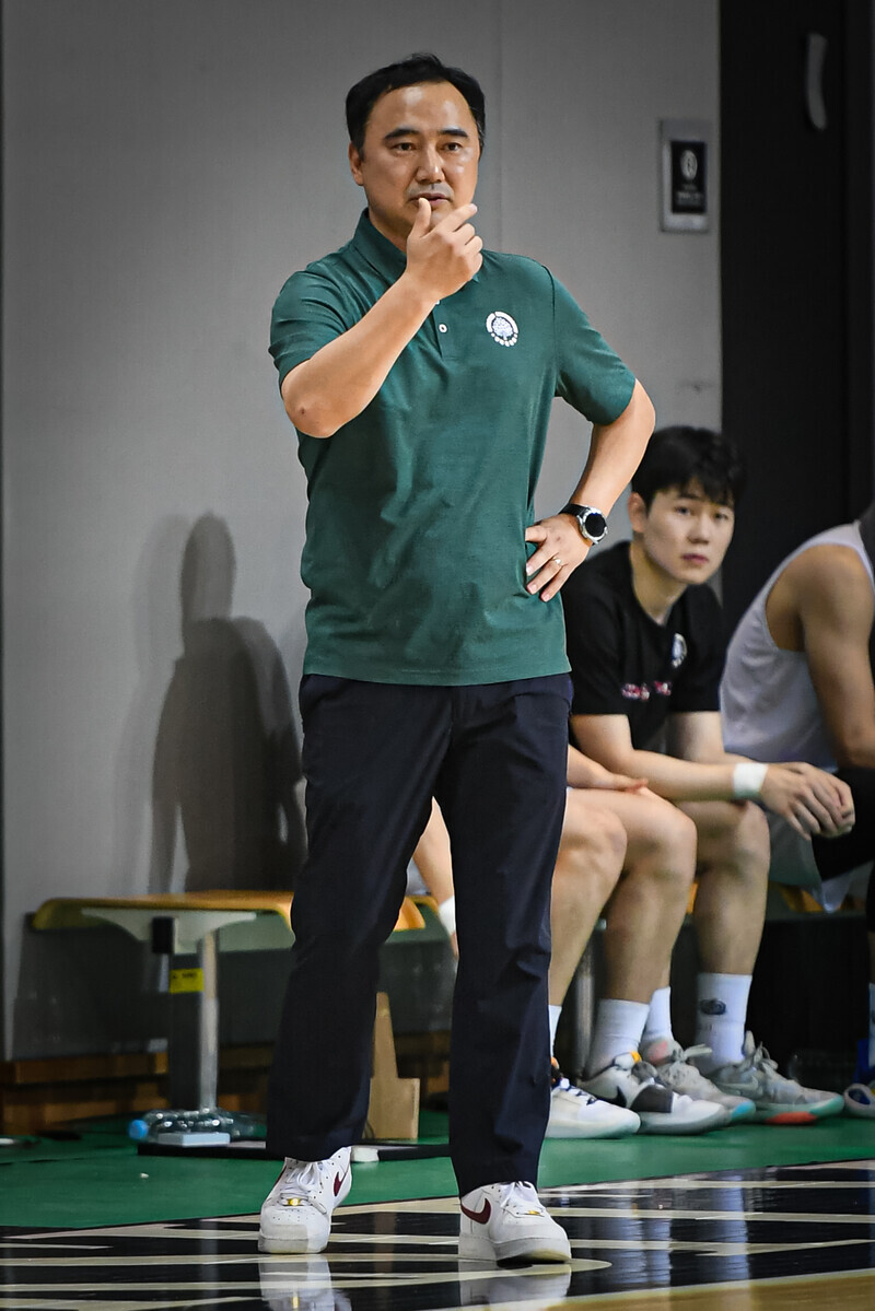 [농구부][대학리그] ‘끈끈한 수비+제때 터진 3점’ 명지대, 한양대 격파 대표이미지