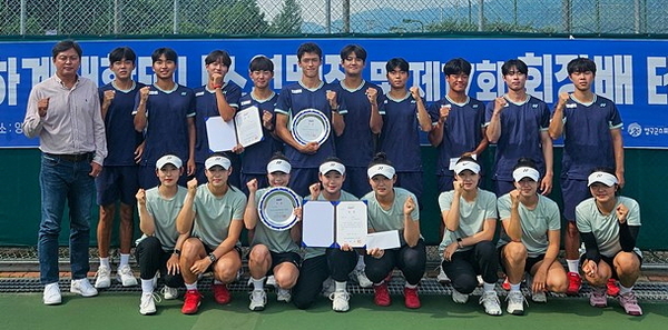 [테니스부]명지대 테니스, 7년만에 남녀 동반 우승 대표이미지